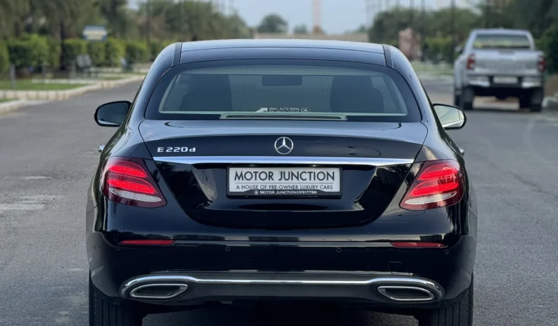 
								MERCEDES-BENZ E220D full									