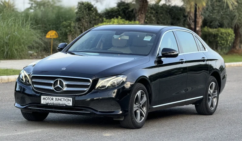 
								MERCEDES-BENZ E220D full									