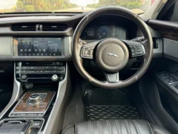
										JAGUAR XF full									