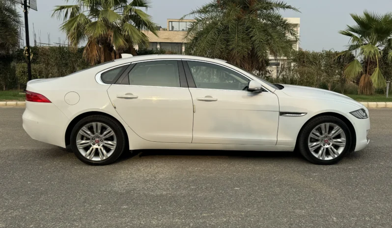 
								JAGUAR XF full									