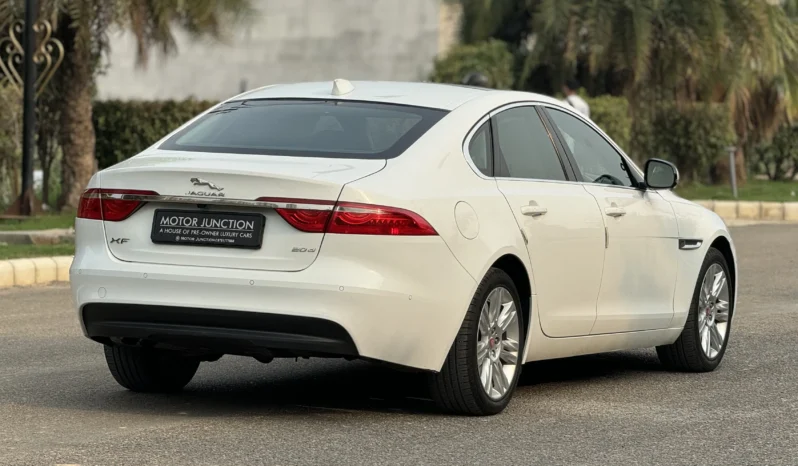 
								JAGUAR XF full									