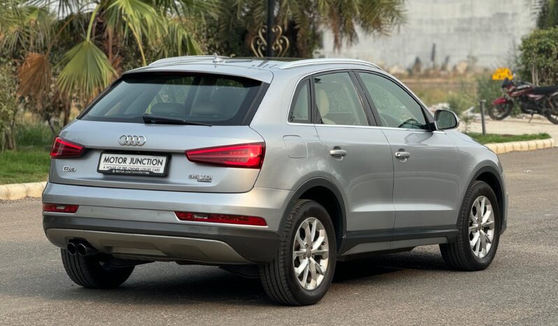 
								Audi Q3 full									