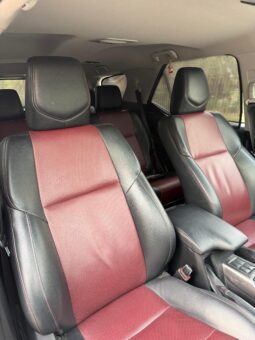 
										TOYOTA FORTUNER LEGENDER 4X4 full									