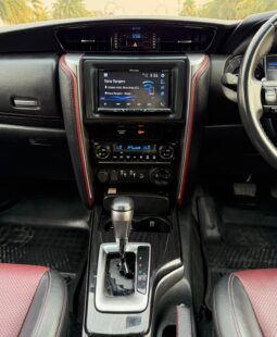 
										TOYOTA FORTUNER LEGENDER 4X4 full									