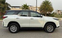 
										TOYOTA FORTUNER LEGENDER 4X4 full									