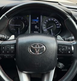 
										TOYOTA FORTUNER LEGENDER 4X4 full									