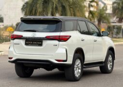 TOYOTA FORTUNER LEGENDER 4X4