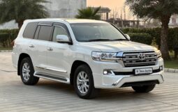 
										TOYOTA LAND CRUISER full									