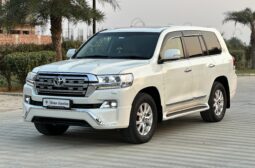
										TOYOTA LAND CRUISER full									