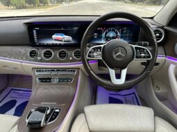 
										MERCEDES-BENZ E-CLASS full									