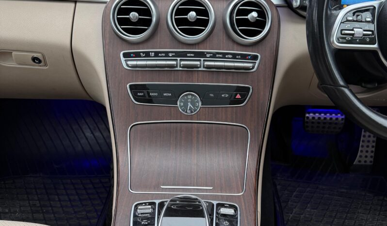 
								MERCEDES-BENZ C220d full									