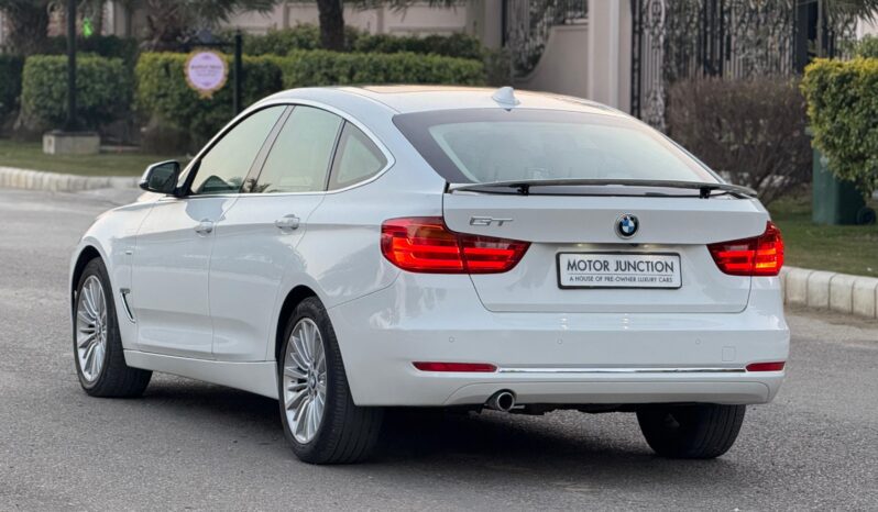 
								BMW 3 SERIES GT full									