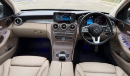 
										MERCEDES-BENZ C220d full									