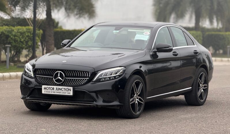 
								MERCEDES-BENZ C220d full									