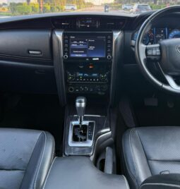 
										TOYOTA FORTUNER 4X4 full									