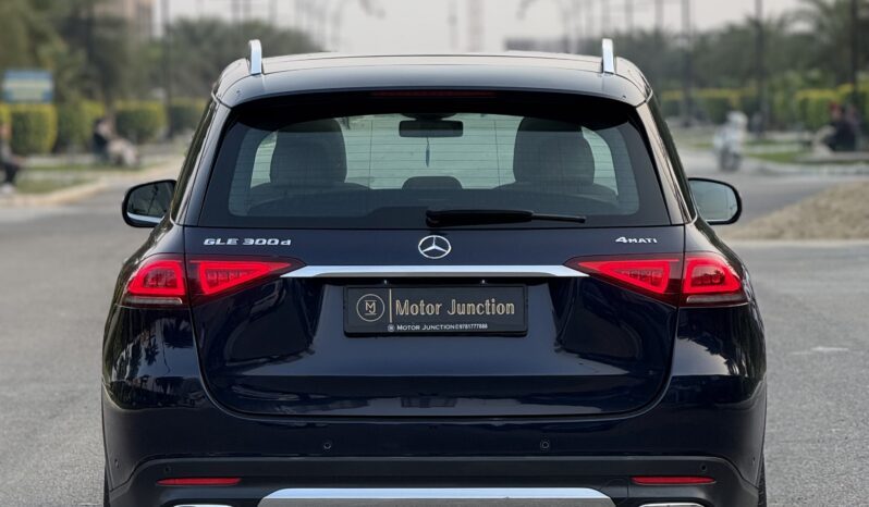 
								MERCEDES-BENZ GLE300d full									