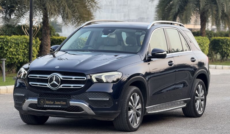 
								MERCEDES-BENZ GLE300d full									