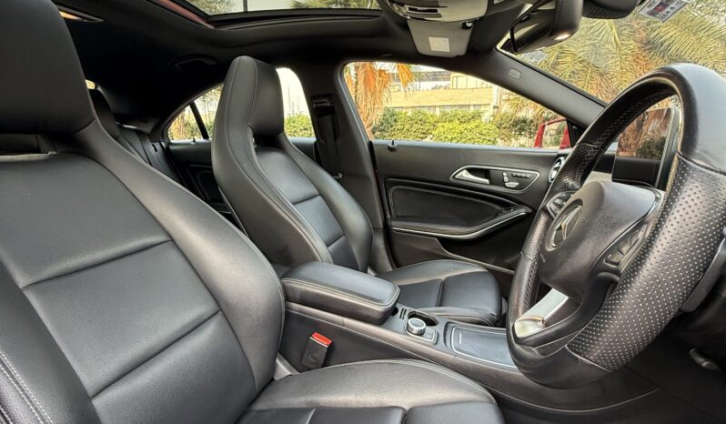 
								MERCEDES-BENZ CLA200d full									