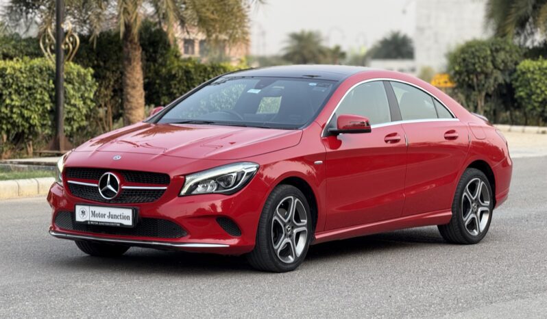 
								MERCEDES-BENZ CLA200d full									