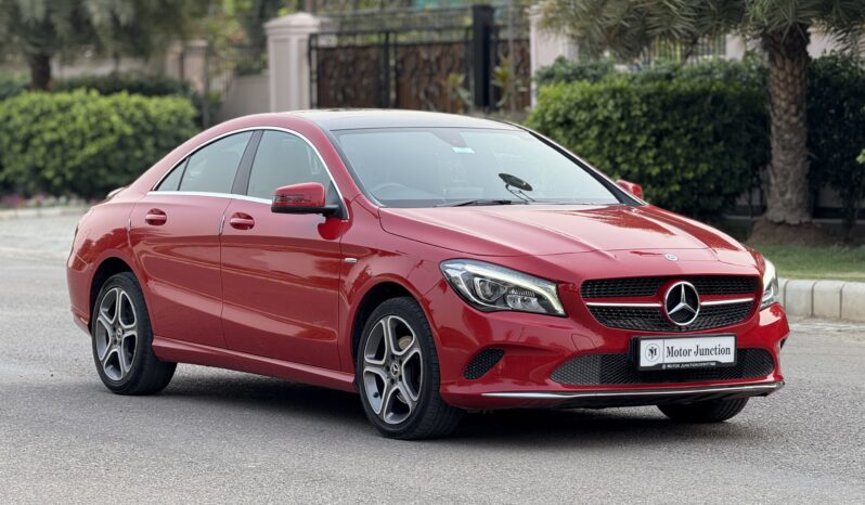 
								MERCEDES-BENZ CLA200d full									