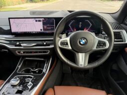 
										BMW X7 full									