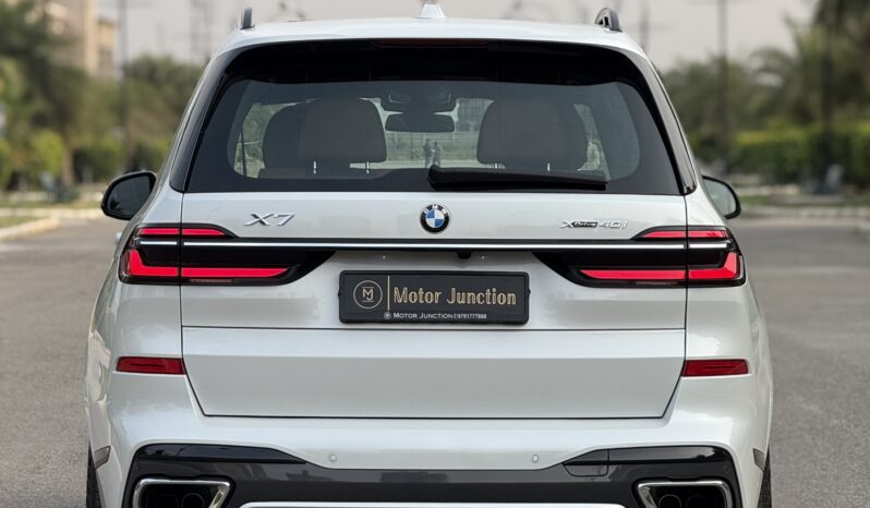 
								BMW X7 full									