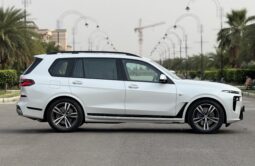 
										BMW X7 full									