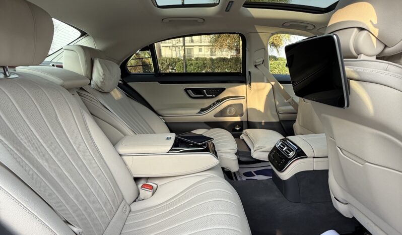 
								MERCEDES-BENZ S450 full									
