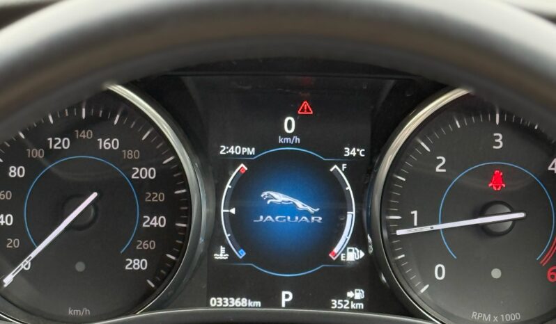 
								JAGUAR XE full									