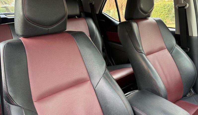 
								FORTUNER LEGENDER 4X4 full									