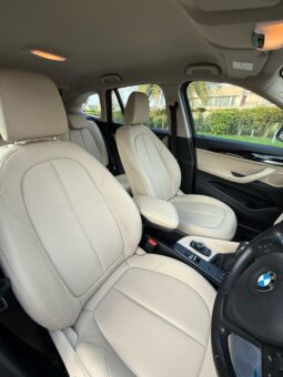 
										BMW X1 full									