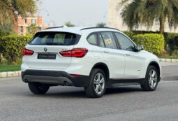 
										BMW X1 full									