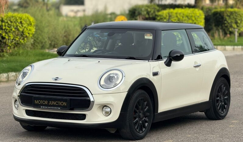 
								MINI COOPER 3-DOOR full									
