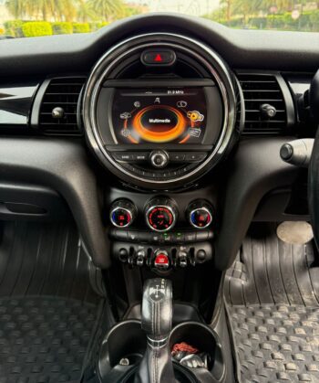 MINI COOPER 3-DOOR
