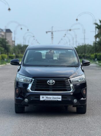 TOYOTA INNOVA CRYSTA G 2.8