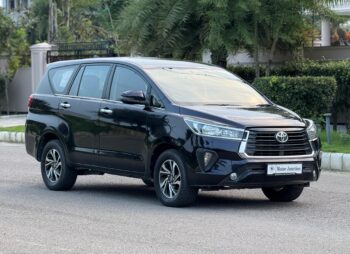 TOYOTA INNOVA CRYSTA G 2.8