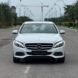 MERCEDES-BENZ C220d