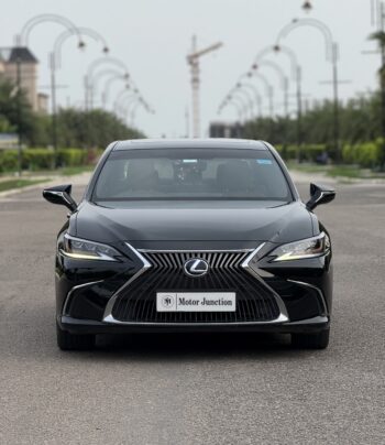 LEXUS ES500h LUXURY