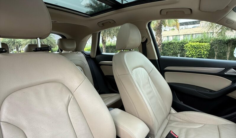 
								AUDI Q3 full									