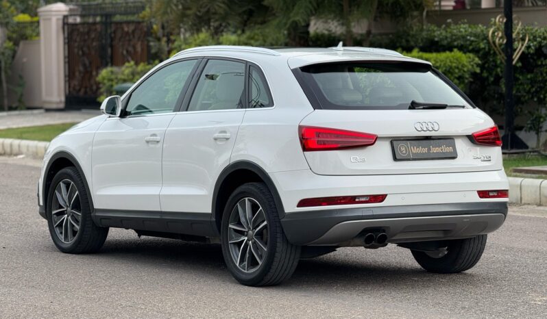 
								AUDI Q3 full									