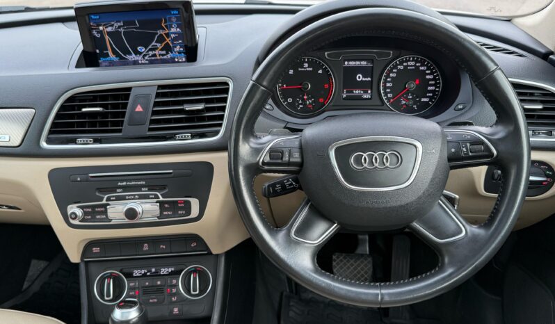 
								AUDI Q3 full									