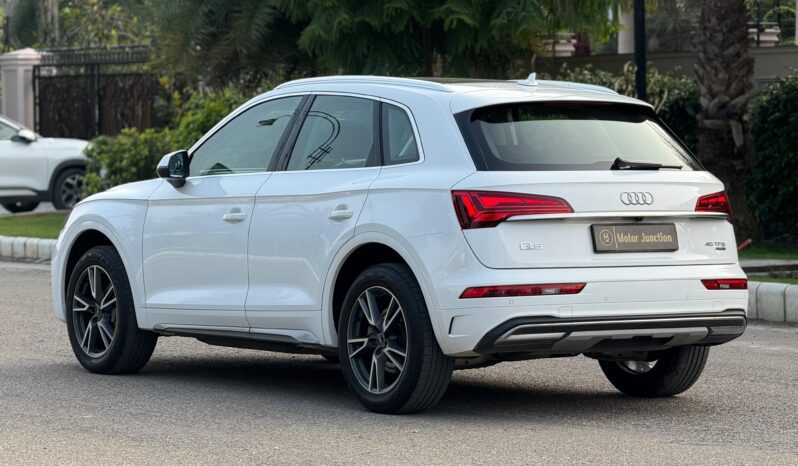 
								AUDI Q5 full									