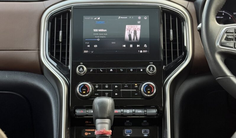 
								MAHINDRA SCORPIO-N Z8L 4X4 full									