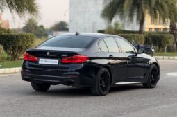 
										BMW 530d Msport full									