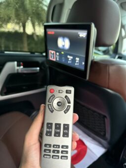 
										TOYOTA LAND CRUISER V8 full									