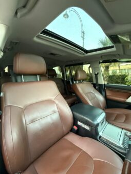 
										TOYOTA LAND CRUISER V8 full									