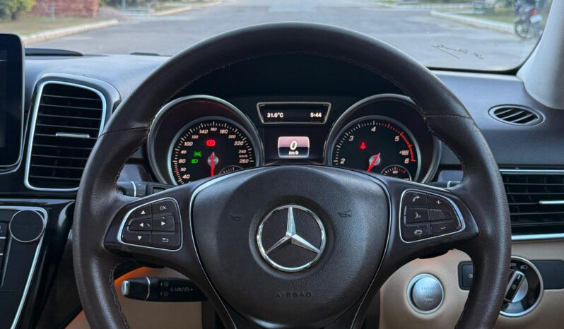
								MERCEDES-BENZ GLE250D full									