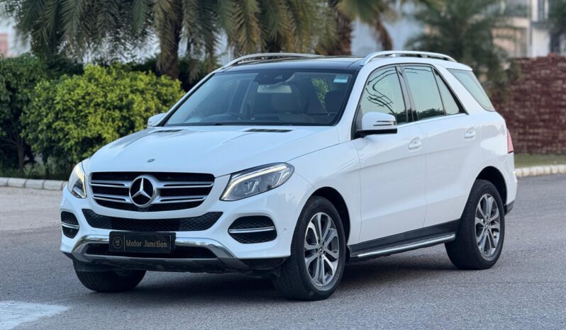 
								MERCEDES-BENZ GLE250D full									