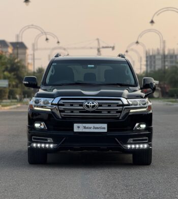 TOYOTA LAND CRUISER V8