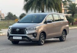 
										TOYOTA INNOVA CRYSTA Z MT 2.8 full									